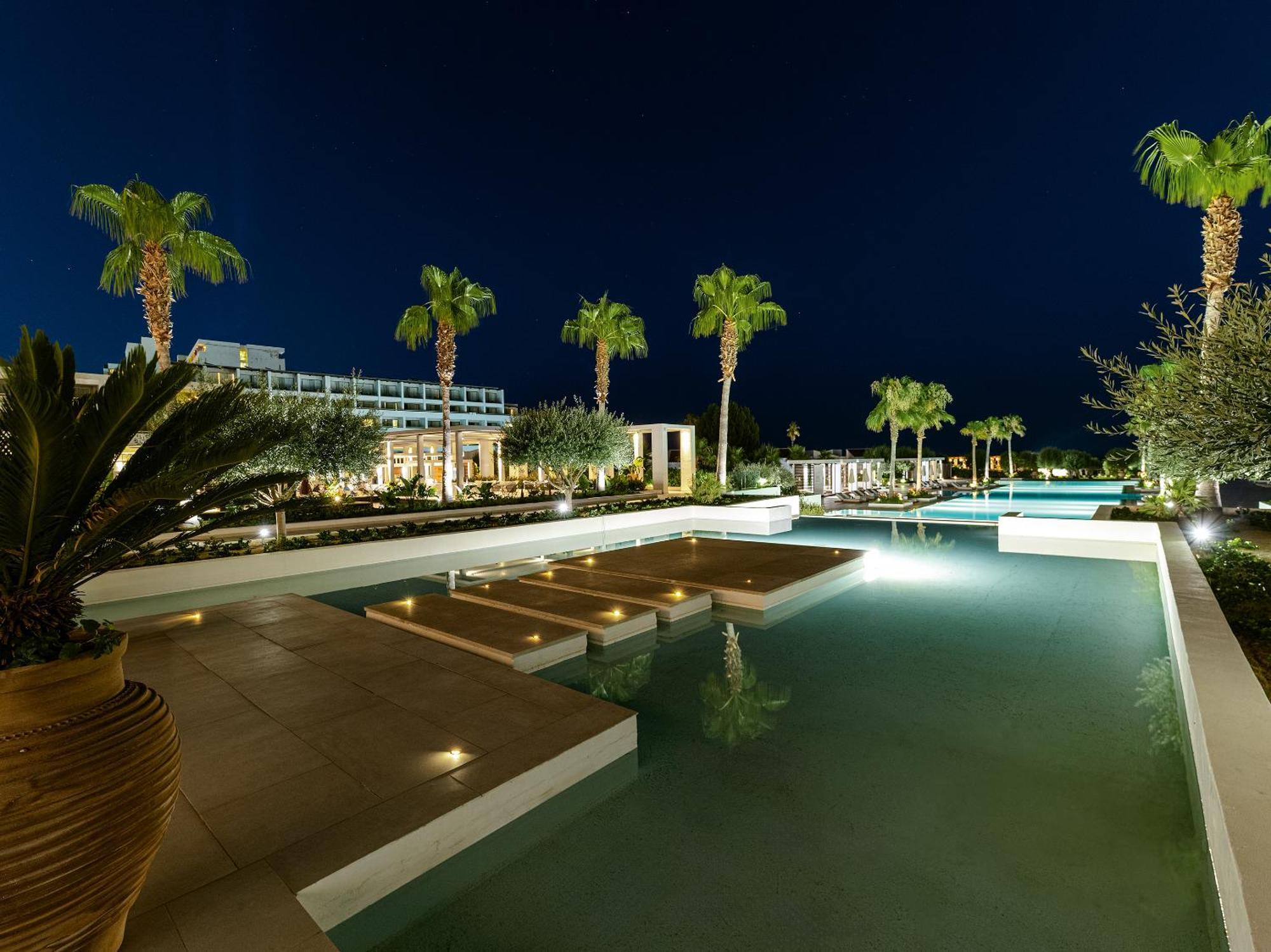 Complex Grecotel Luxme Dama Dama